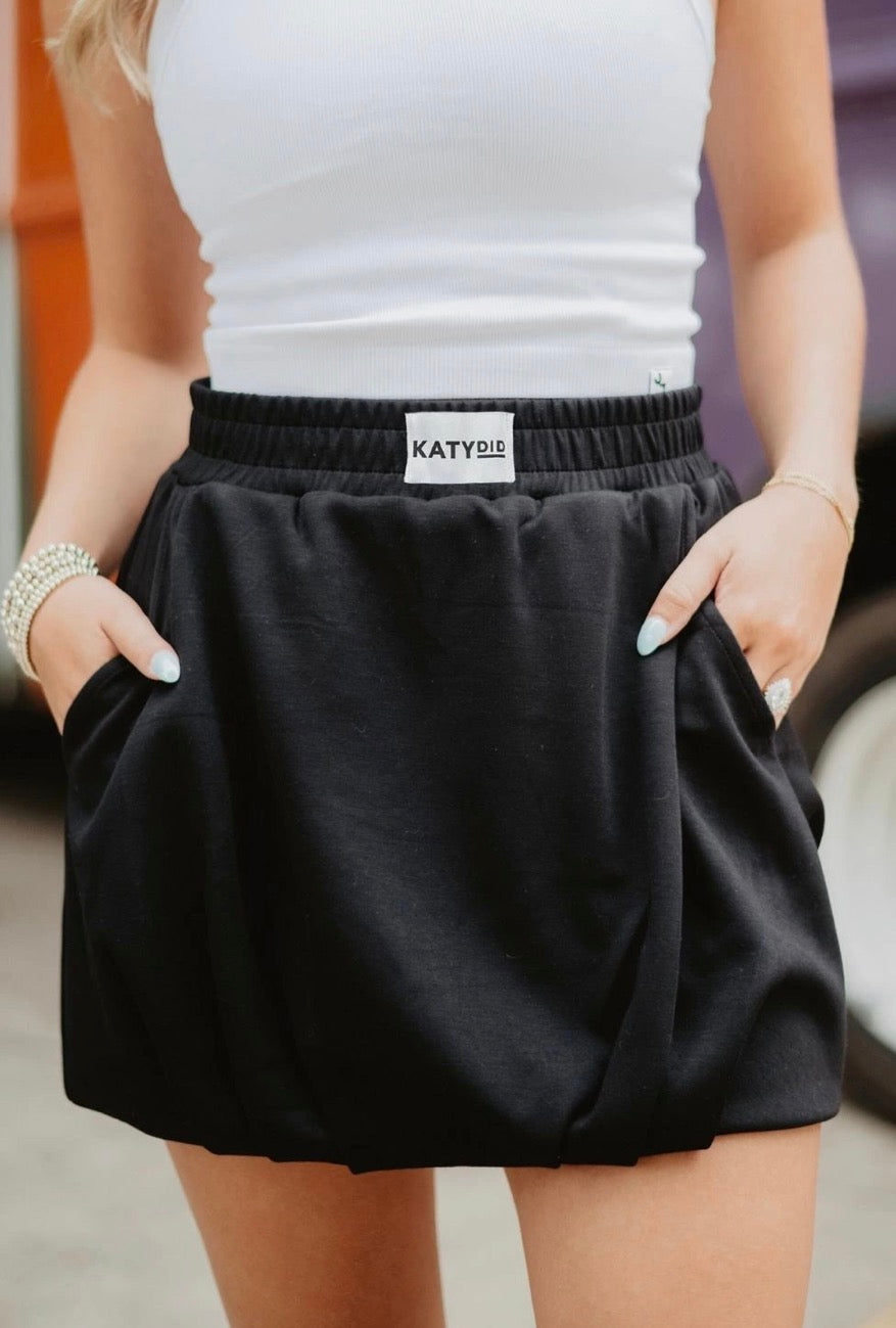 ✨ MUST-HAVE SCUBA BUBBLE SKORT ✨
Pre-Order