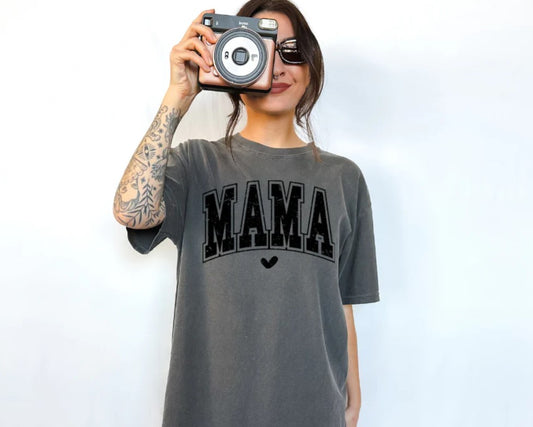 Mama Heart Tee